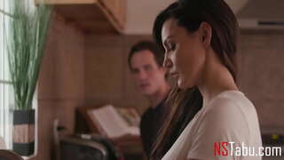 Anak nga lalake magakaon stepmoms asno sa tanan nga mga adlaw - Becky Bandini, Robby Echo